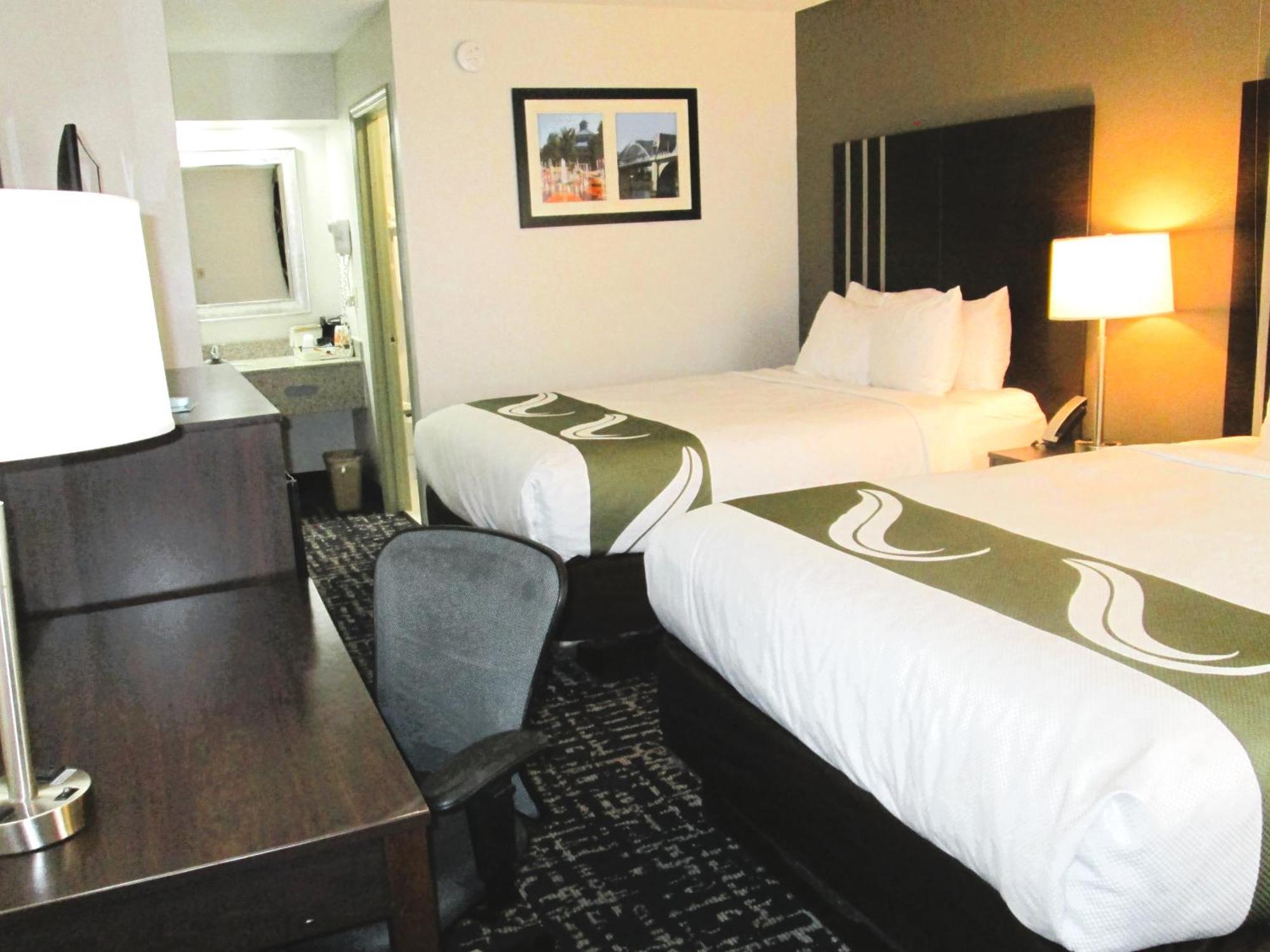 Quality Inn Cleveland Eksteriør bilde