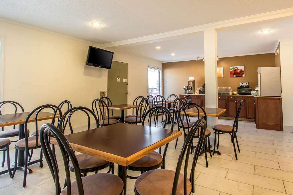 Quality Inn Cleveland Restaurant bilde